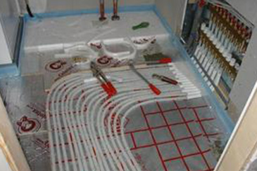 地?zé)岚惭b中所需要的各種材料