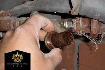 <b>大連地?zé)崆逑矗汉?jiǎn)單判斷地?zé)崾欠裥枰逑?/b>