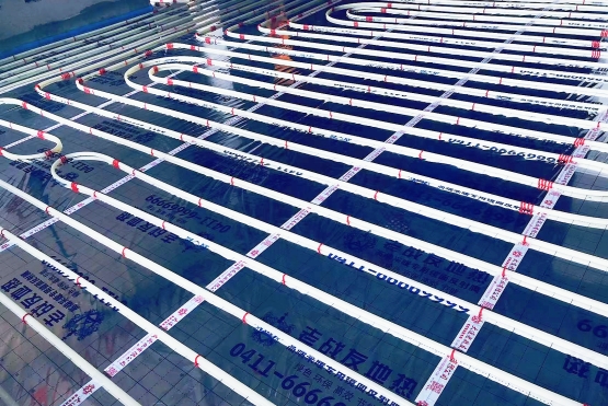 選擇一家好的地?zé)峁?，在后期真的能省不少?>
                                </div>
                            </div>
                            <div   id=