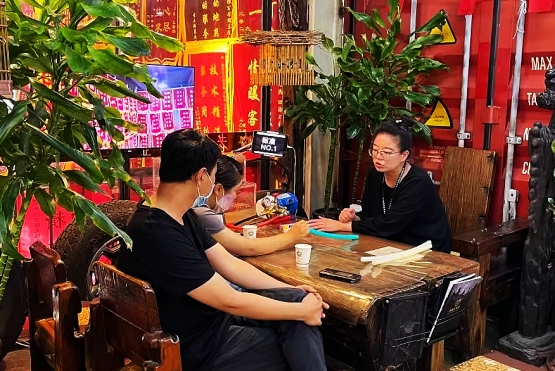 老戰(zhàn)友地?zé)幔簩I(yè)之選，服務(wù)細(xì)節(jié)無可挑剔！