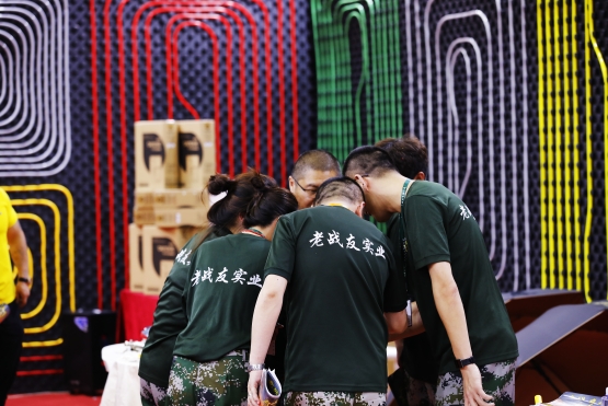 精細施工技術(shù)，老戰(zhàn)友地熱為您帶來高品質(zhì)地暖